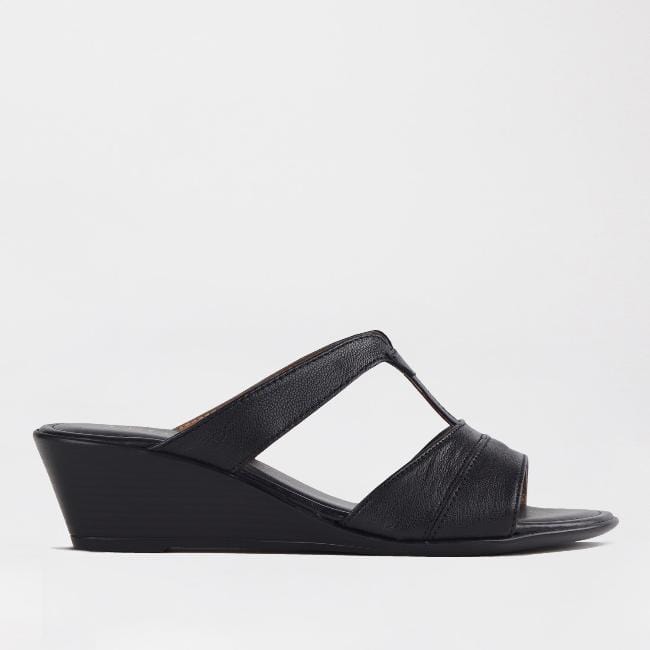 Froggie Shoes Shoes 4 / Black / 11621 Double-band Wedge in Black - 11621