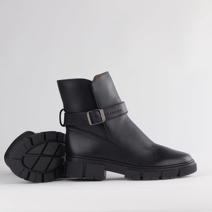 Froggie Shoes Shoes Ankle Boot with a Chunky Twist Sole and Strap in Black - 12799