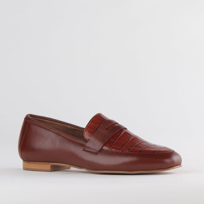 Froggie Shoes Shoes Croc Penny Loafer in Chestnut Multi - 12587