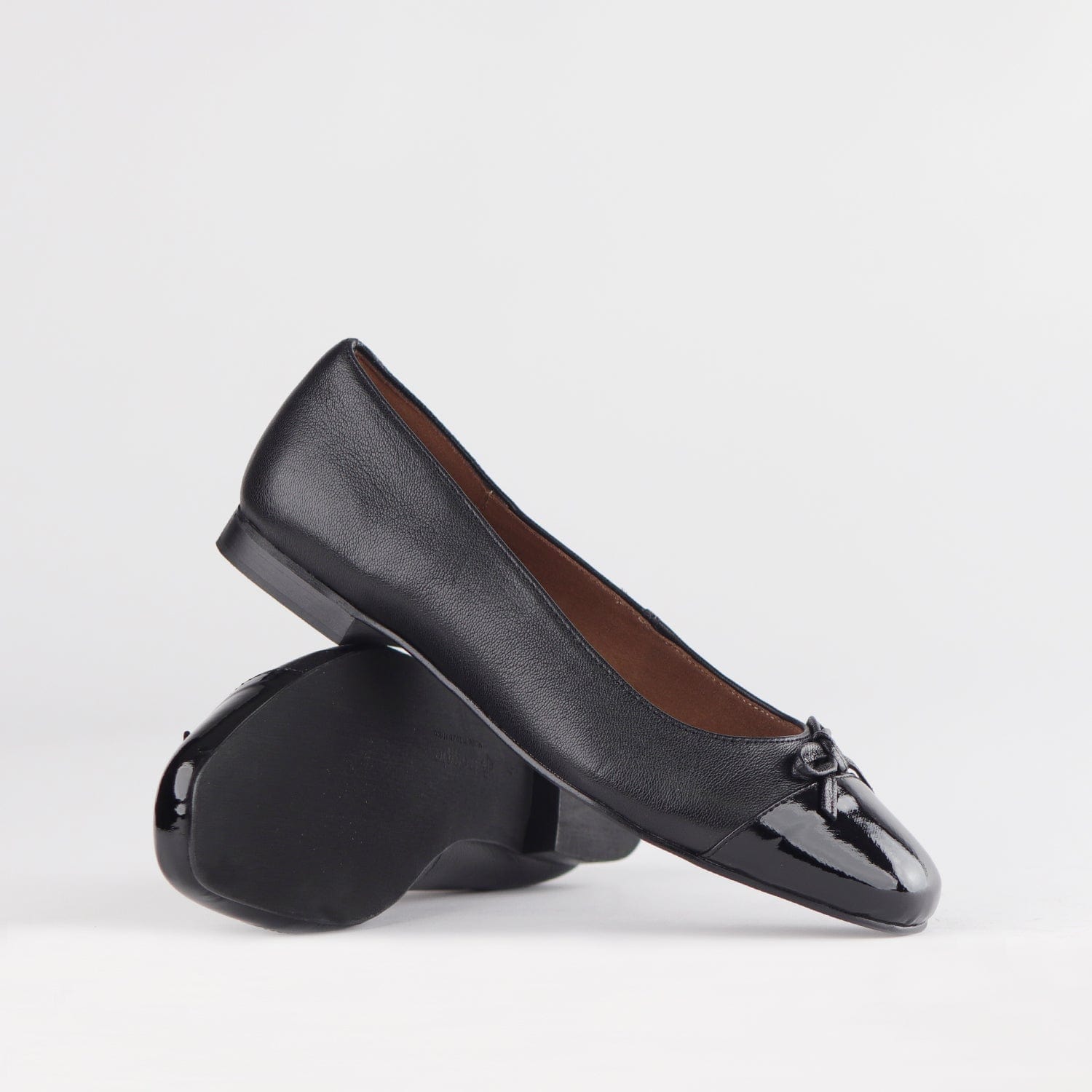 Froggie Shoes Shoes Flat Pump with Bow in Black Multi - 12826
