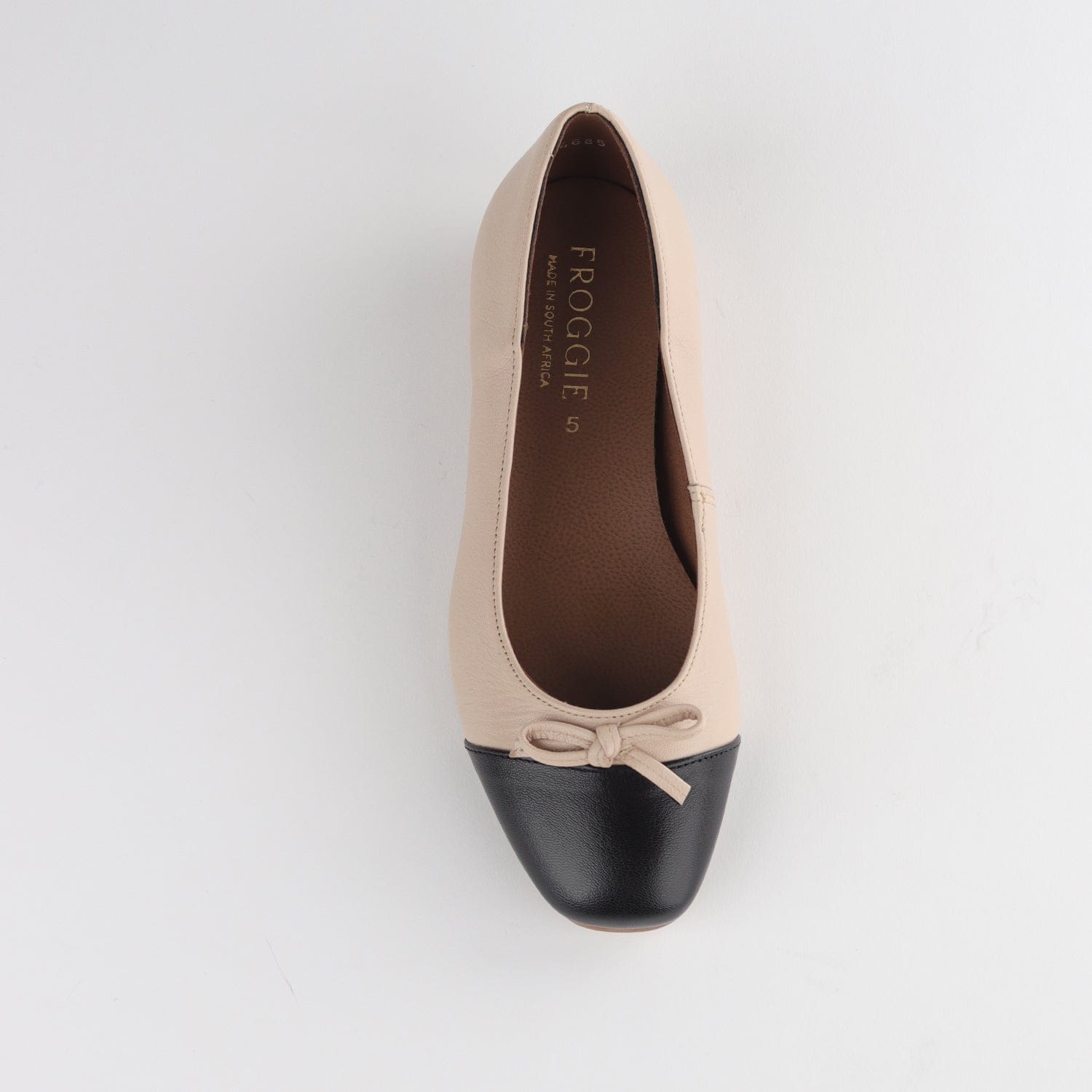 Froggie Shoes Shoes Flat Pump with Bow in Ivory Multi - 12826