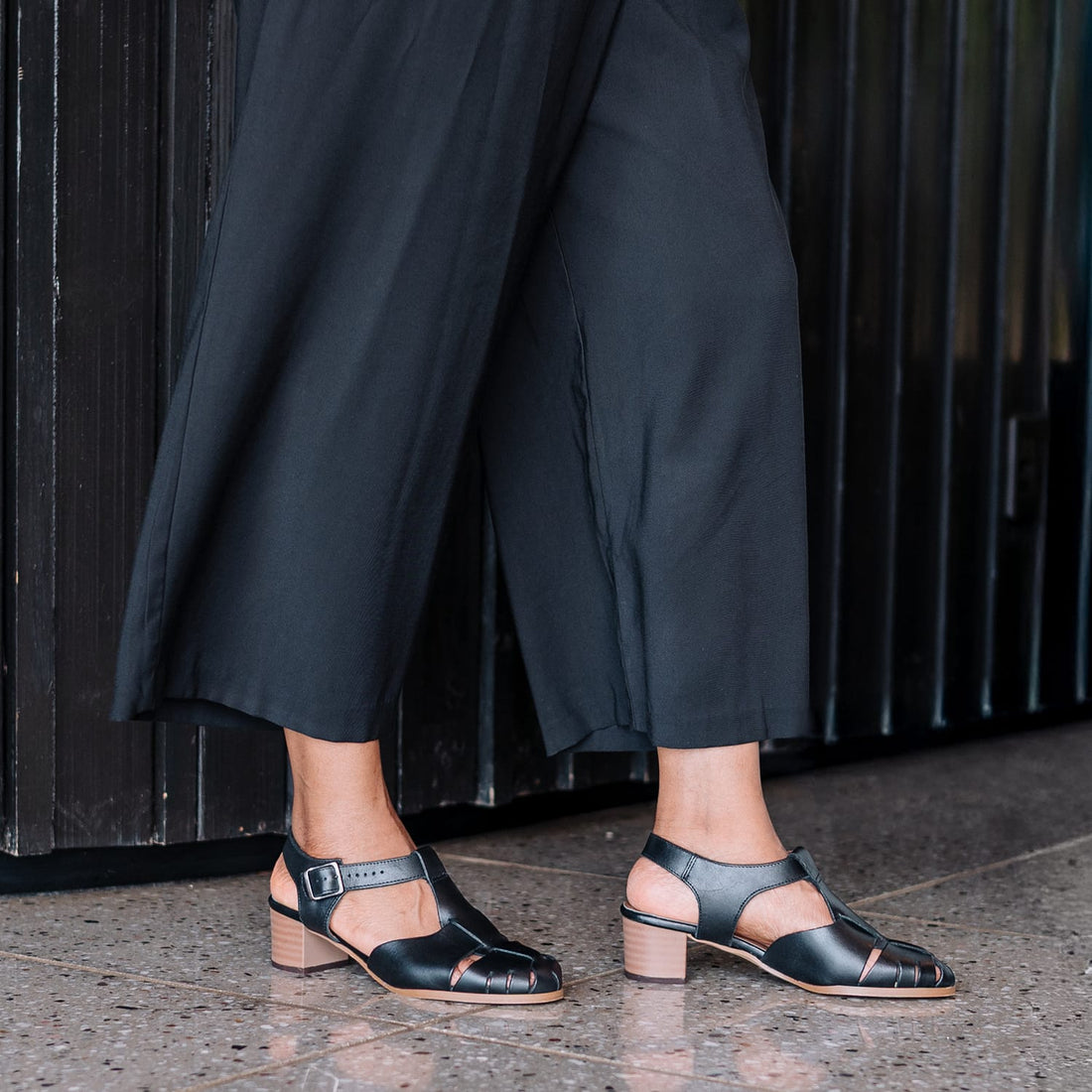 Froggie Shoes Shoes Froggie Women’s Mid Heel Fisherman Sandal - Black Leather-12993