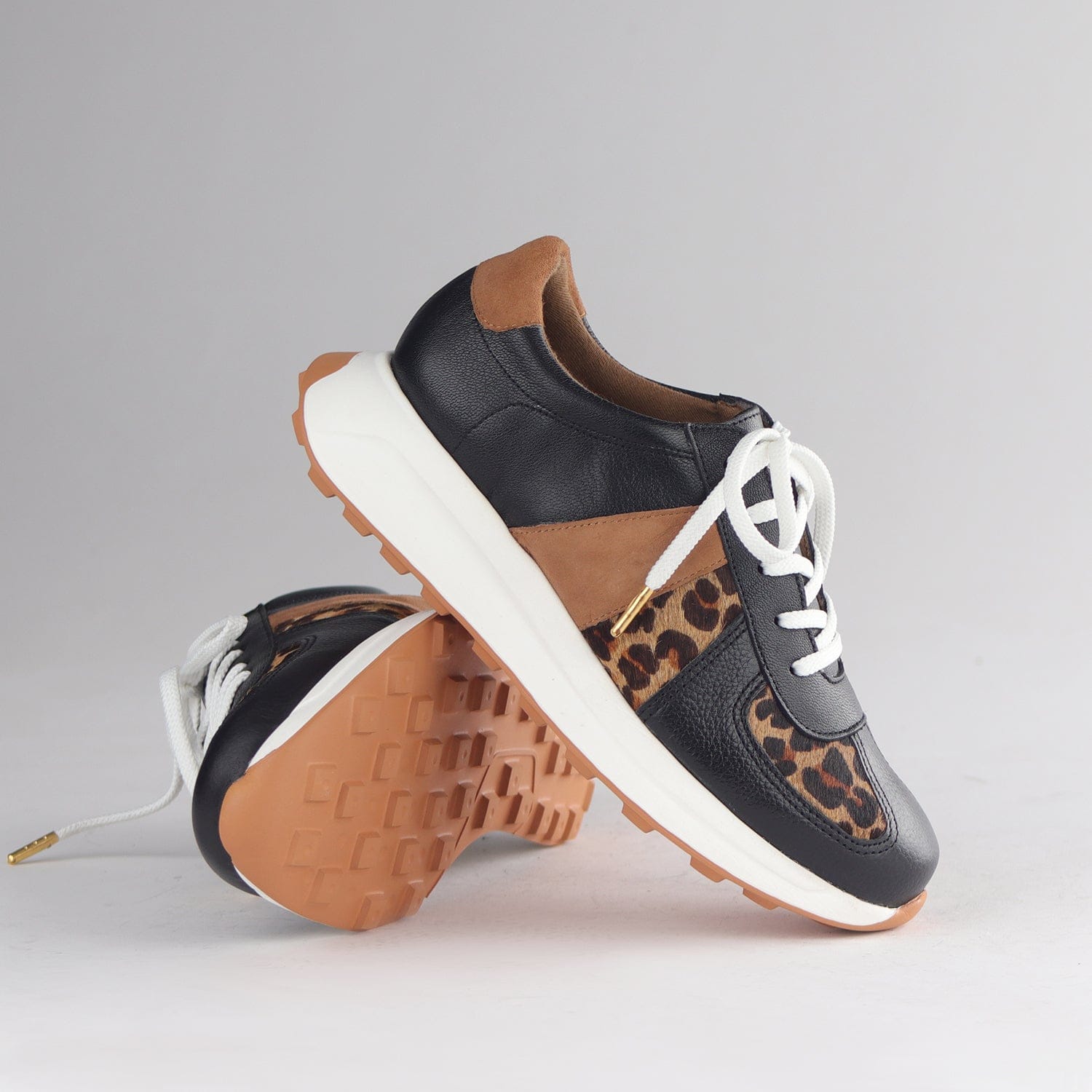 Froggie Shoes Shoes Lace-up Sneaker in Black Multi1 -12688