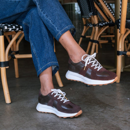 Froggie Shoes Shoes Lace-up Sneaker in Brown Multi -12688