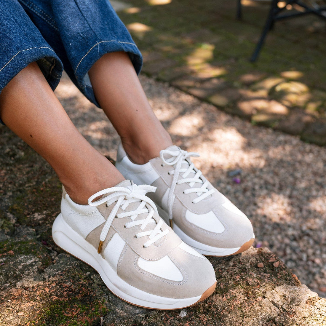 Froggie Shoes Shoes Lace-up Sneaker in Ice White -12688