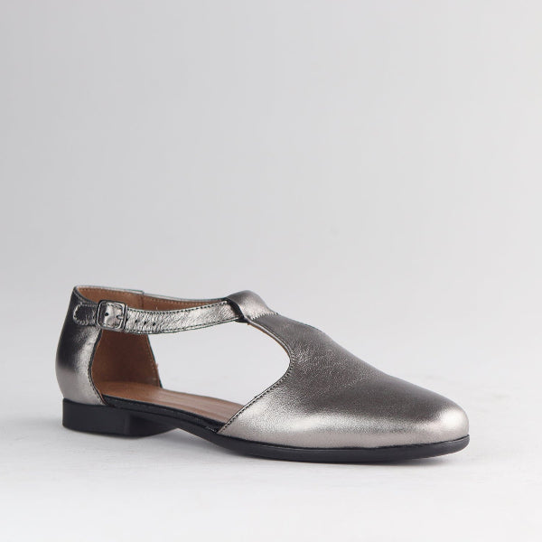 Women's Pewter Fisherman Flats – Adjustable Strap – Froggie Shoes