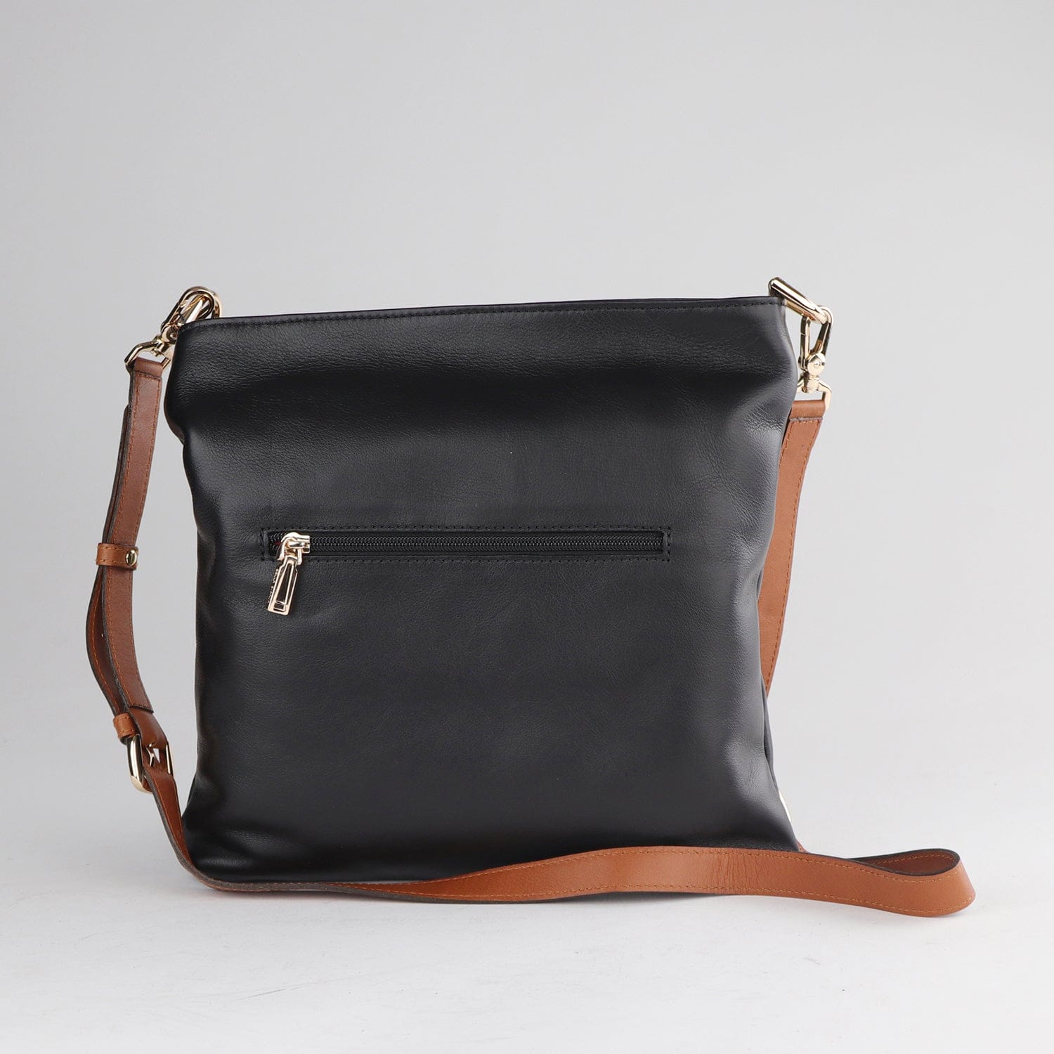 Froggie Shoes Shoes non / Black / 202-957 Bella Bianca Black Leather Crossbody Bag in Black - 202-957