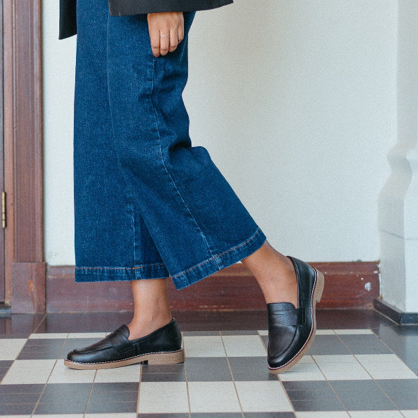 Froggie Shoes Shoes Penny Loafer in Black - 12778