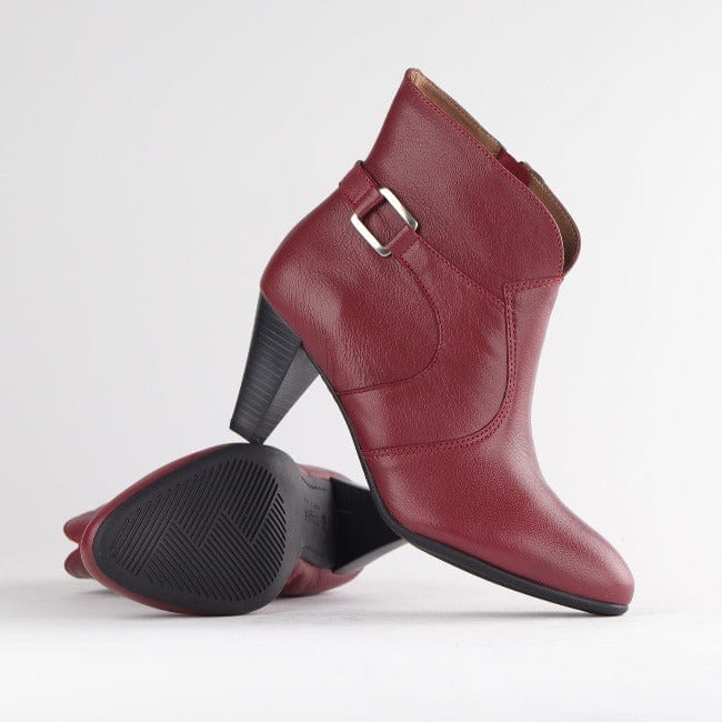 Froggie Shoes Shoes Pointed Ankle Boot in Red - 12486