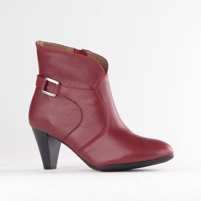 Froggie Shoes Shoes Pointed Ankle Boot in Red - 12486