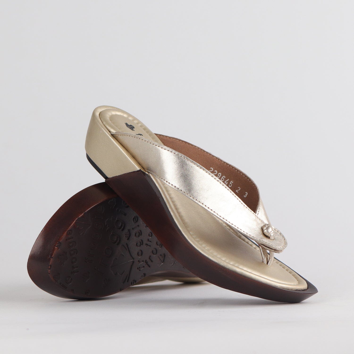 Froggie Shoes Shoes Rox Thong Sandal in Gold - 10737
