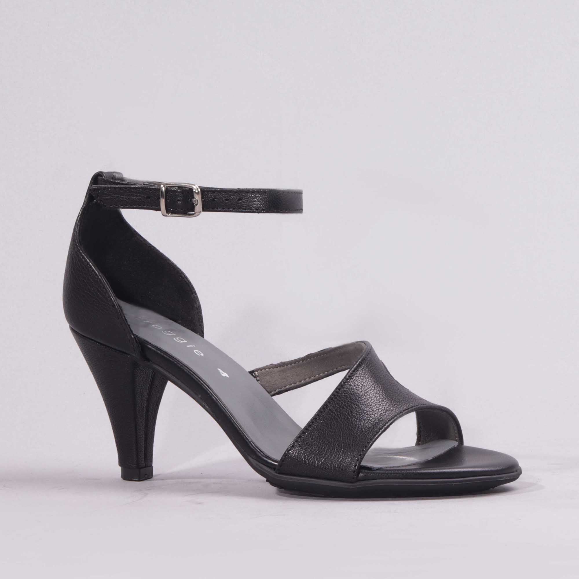 Froggie Shoes Shoes Strappy High Heel in Black - 12566