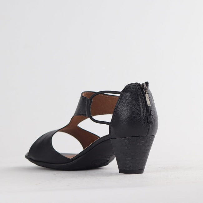 Froggie Shoes Shoes Wider Fit T-Bar Heel in Black  - 11645