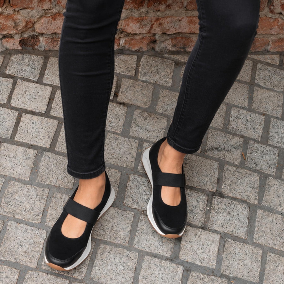 Froggie Shoes Sneakers Athleisure Mary Jane Sneaker