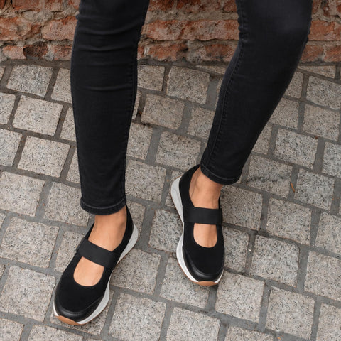 Froggie Shoes Sneakers Athleisure Mary Jane Sneaker