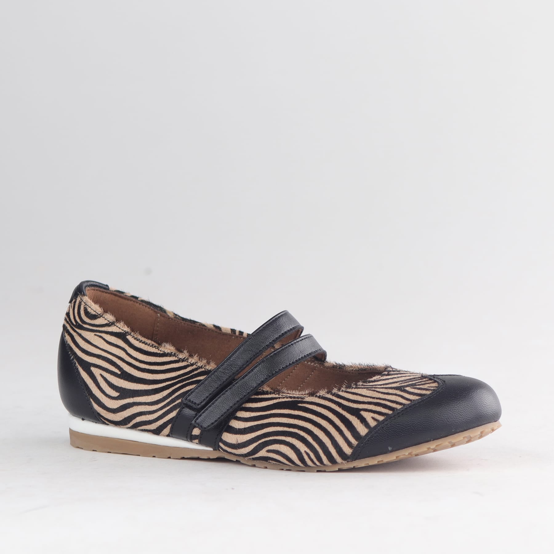 Froggie Shoes Sneakers Slimline Mary Jane Sneaker