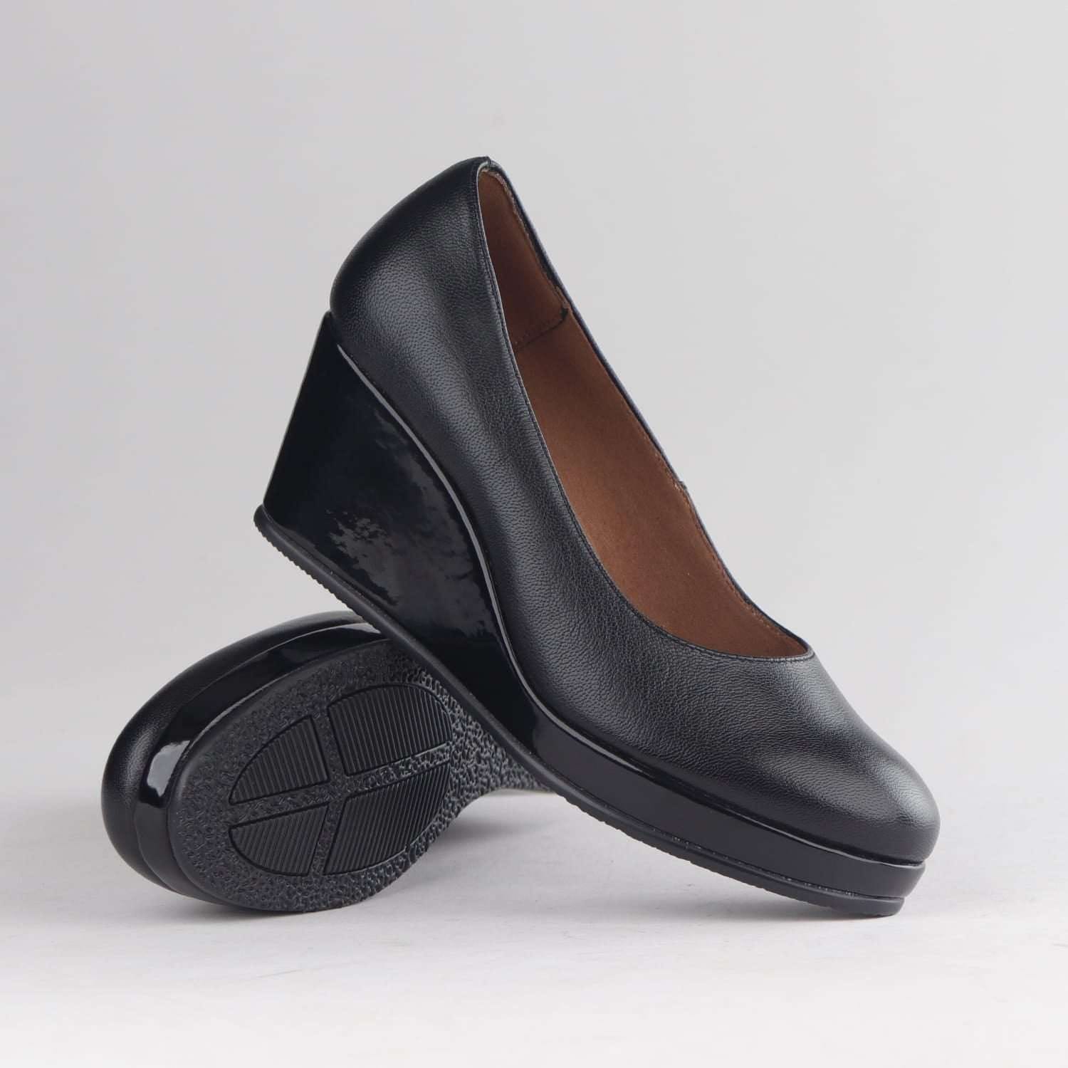 Froggie Shoes Wedges Wedge Pump
