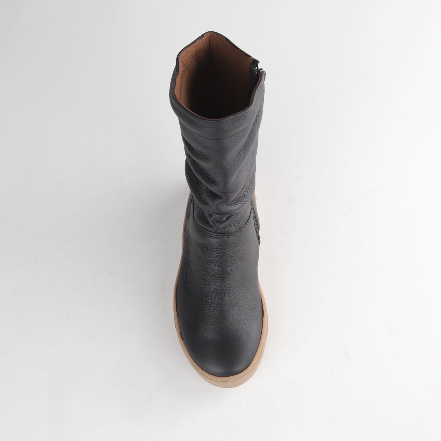 Froggie Shoes Women’s 12986 black leather mid-calf boots with textured ruched finish, stable sole and comfortable all-day wear construction.