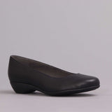 Wider Fit Court Shoe in Black