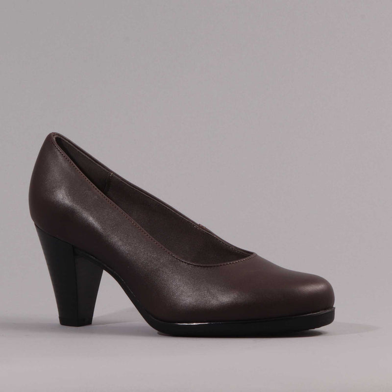 Court Shoe in Brown - 10510