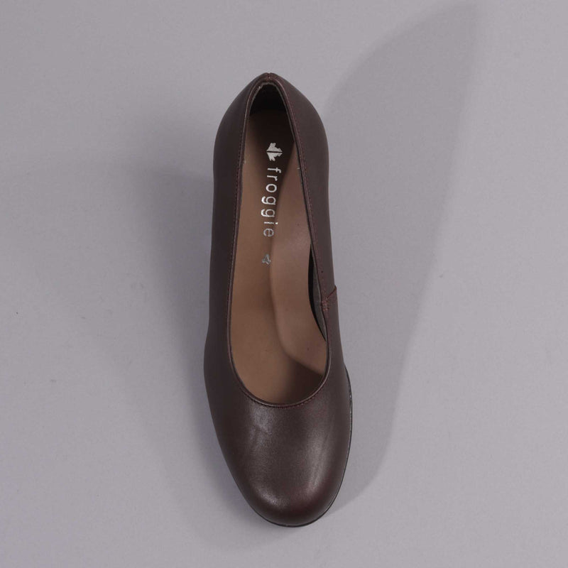 Court Shoe in Brown - 12637