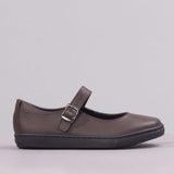 Girls School Shoe with Buckle in Brown