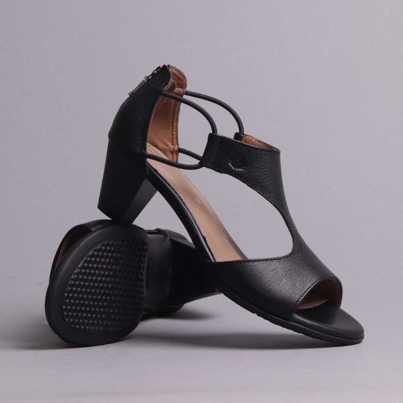 Wider Fit T-Bar Heel in Black