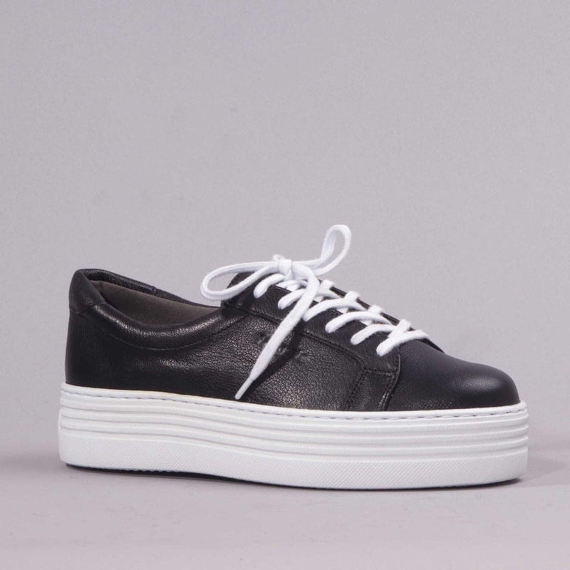 Platform Sneaker in Black