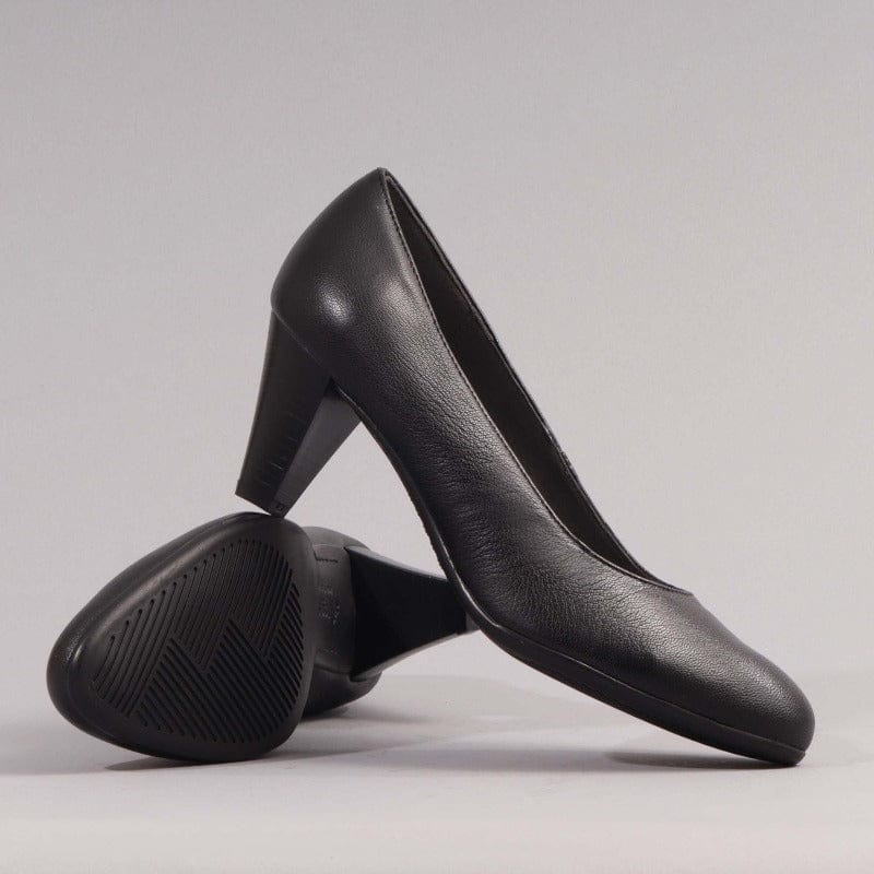 Mid Heel Court Shoe in Black - 12045