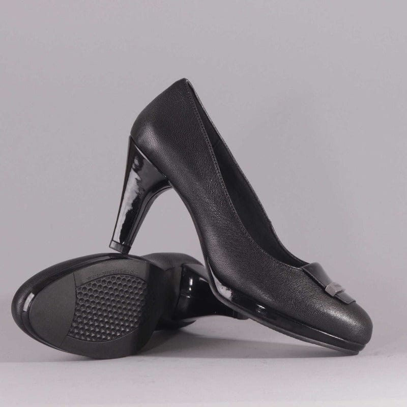 High Heel Court Shoe in Black