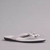 Flower Thong Sandals in Ivory