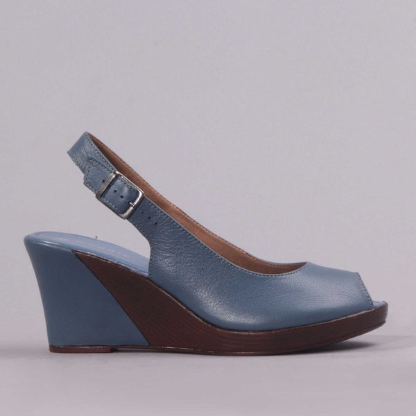 Wedge Slingback in Manager