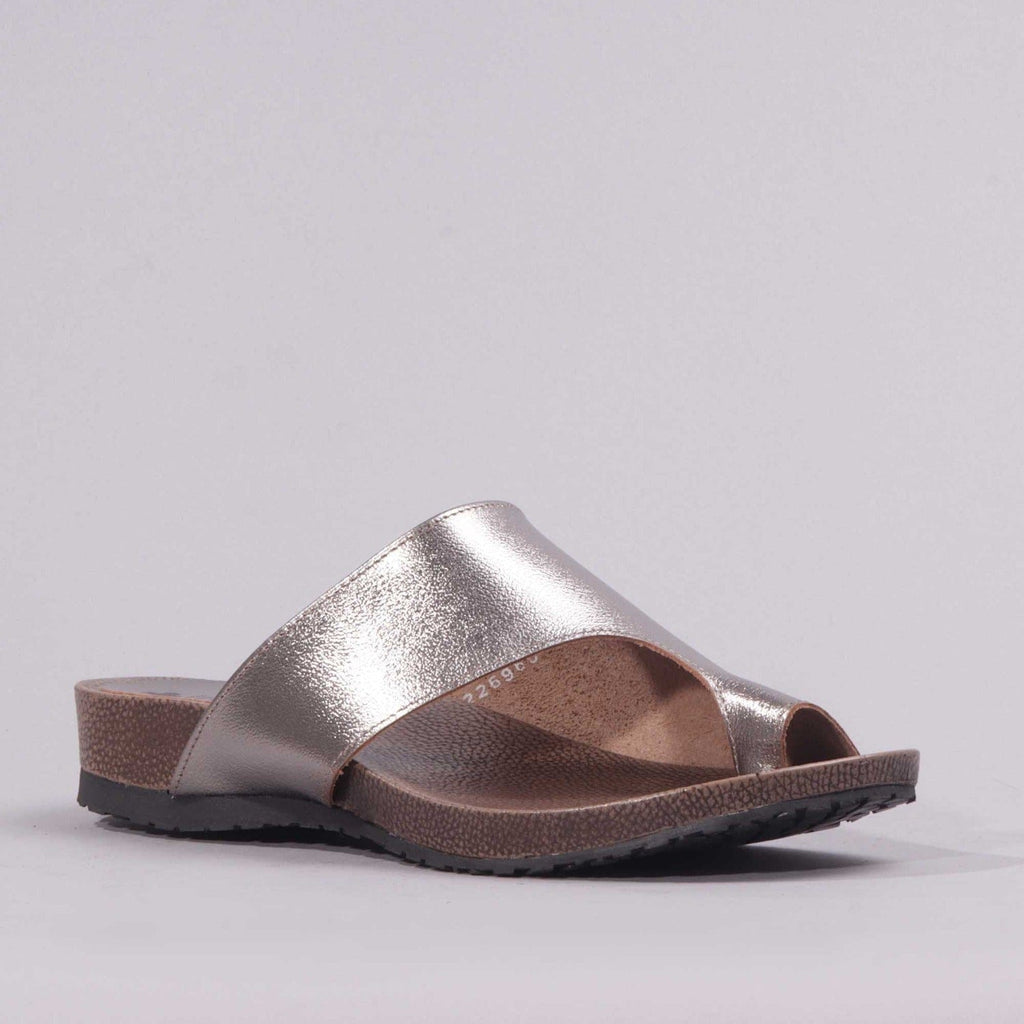 Flat Toe Sandal in Pewter - Froggie | Leather Shoes | South Africa ...