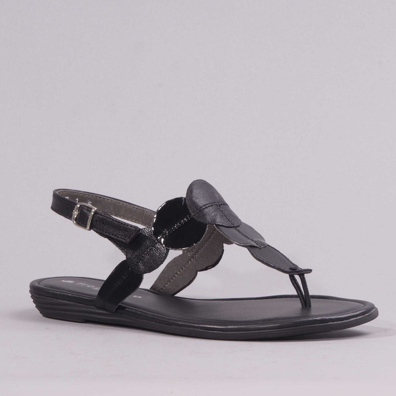 Circle-strap Sandal in Black