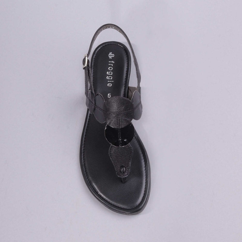 Circle-strap Sandal in Black