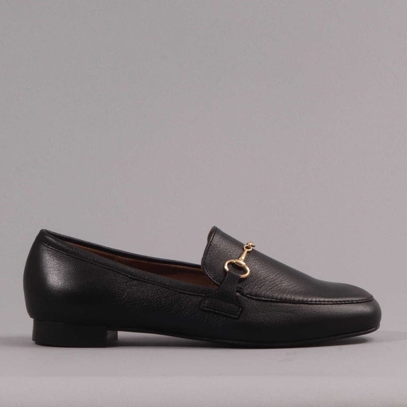 Closed Shoe with the Gold Trim in Black