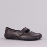 Low-Bar Girls School Shoes in Brown