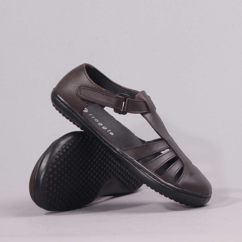 Girls School Sandal in Brown Sizes C28 - C35 - 7810