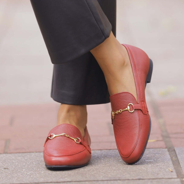 Closed Shoe with the Gold Trim in Red 