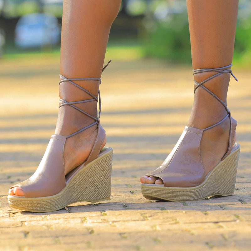 Lace-up Wedge in Stone